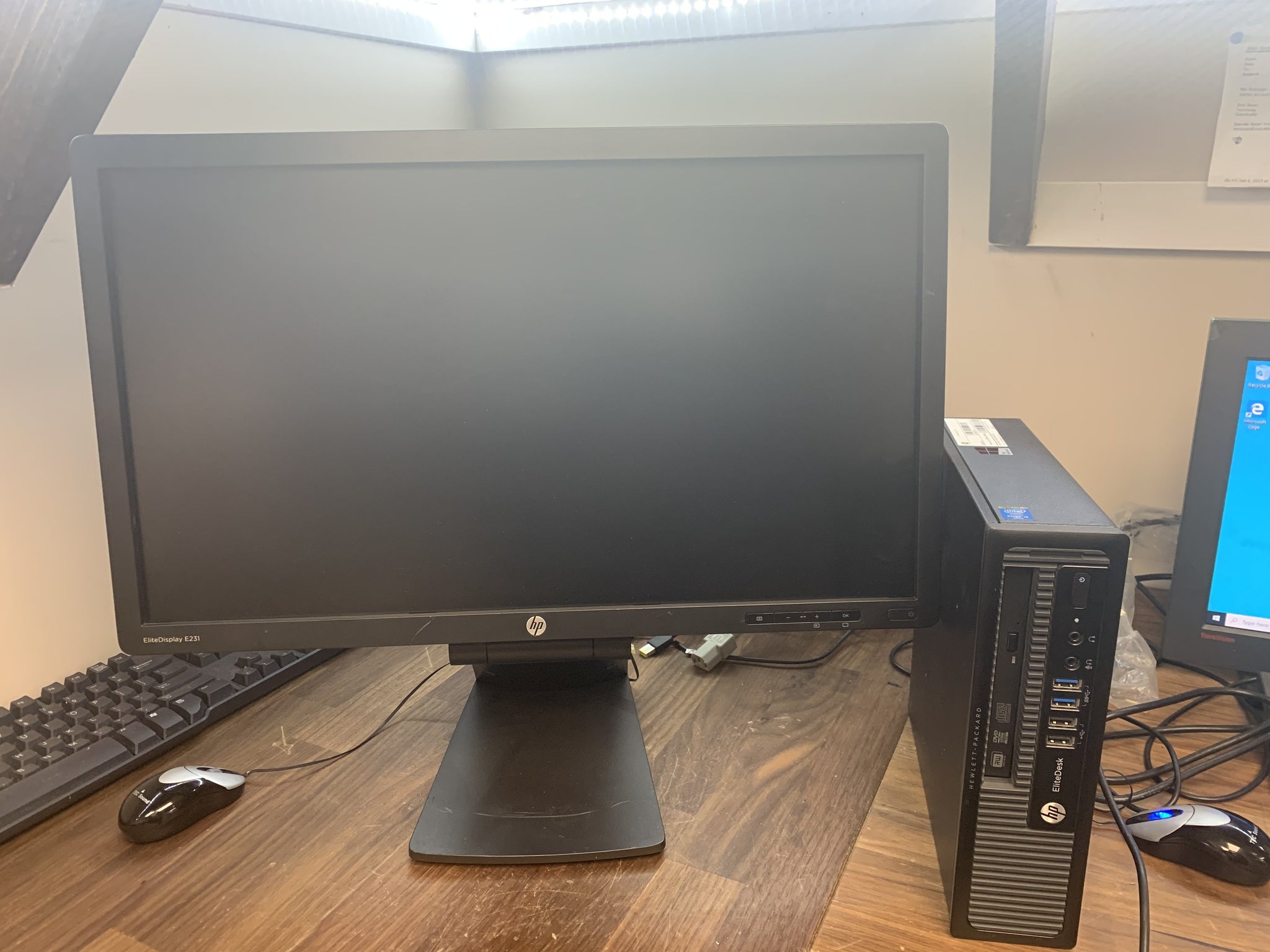 HP EliteDesk 800 G1 SFF Desktop,Intel i5,8GB RAM,128GB SSD,Win10 Pro wifi 22" monitor - Atlas Computers & Electronics 